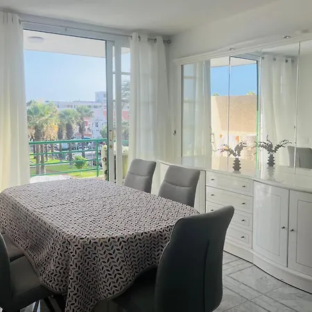 The Cozy Palm Playa de las Americas (Tenerife)