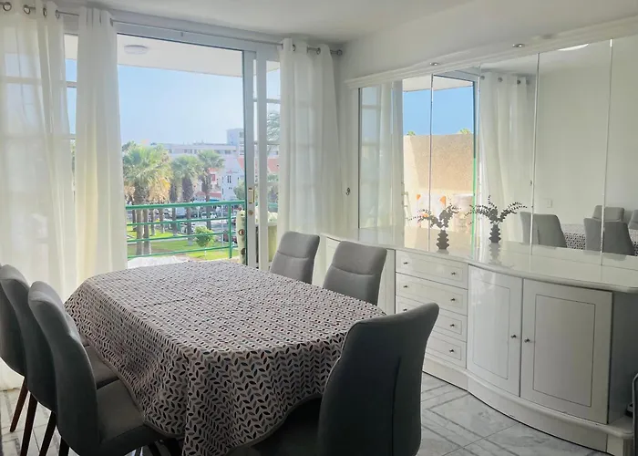 The Cozy Palm Playa de las Américas